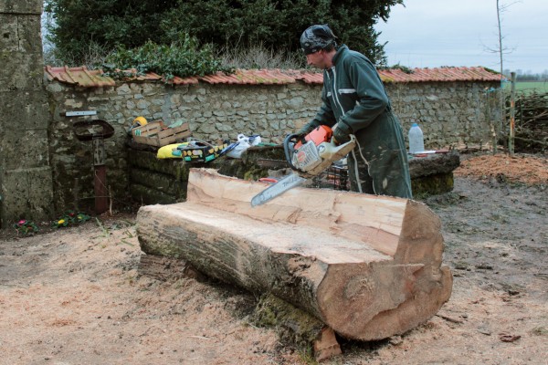 Omnibus | Poupry, le seuil du cimetière