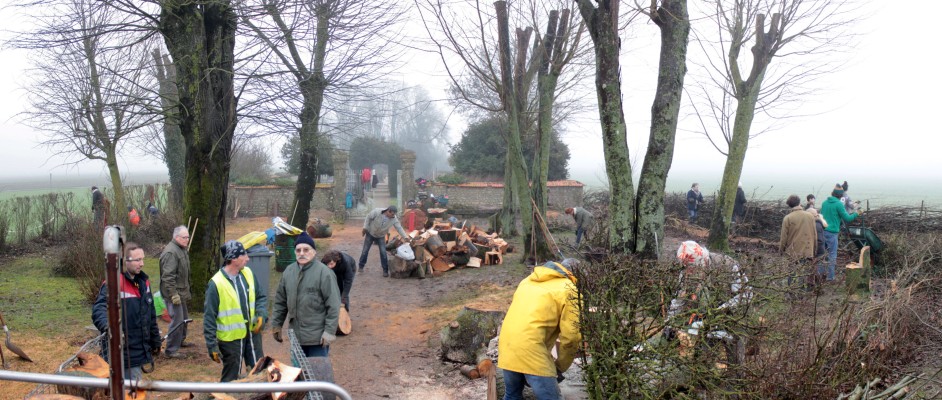 Omnibus | Poupry, le seuil du cimetière